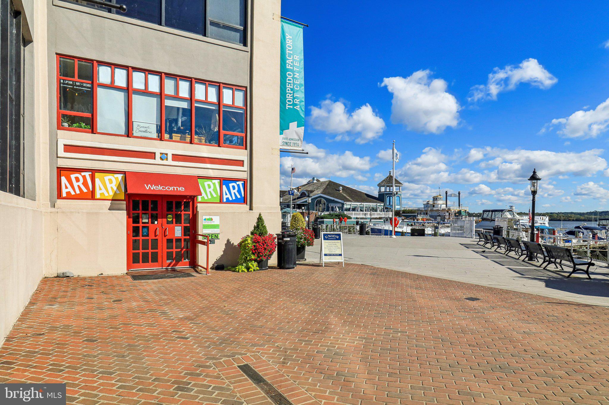 WATERFORD - Residential