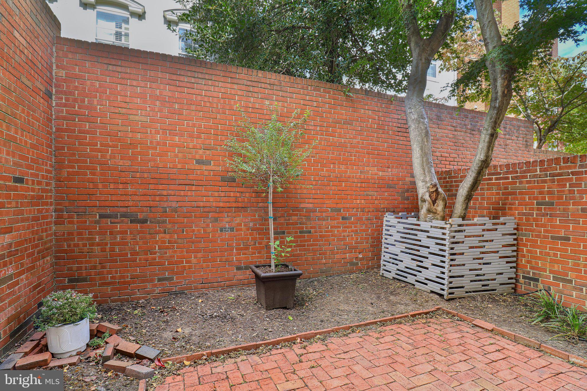 WATERFORD - Residential