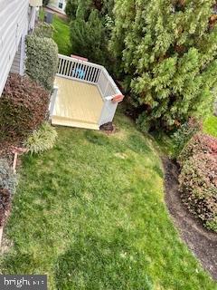 VILLAGE SHIRES - Residential Lease