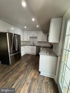 VILLAGE SHIRES - Residential Lease