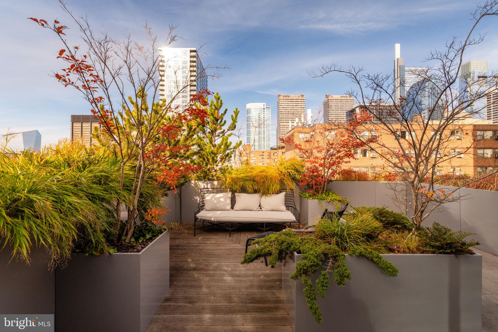 RITTENHOUSE SQUARE - Residential Lease