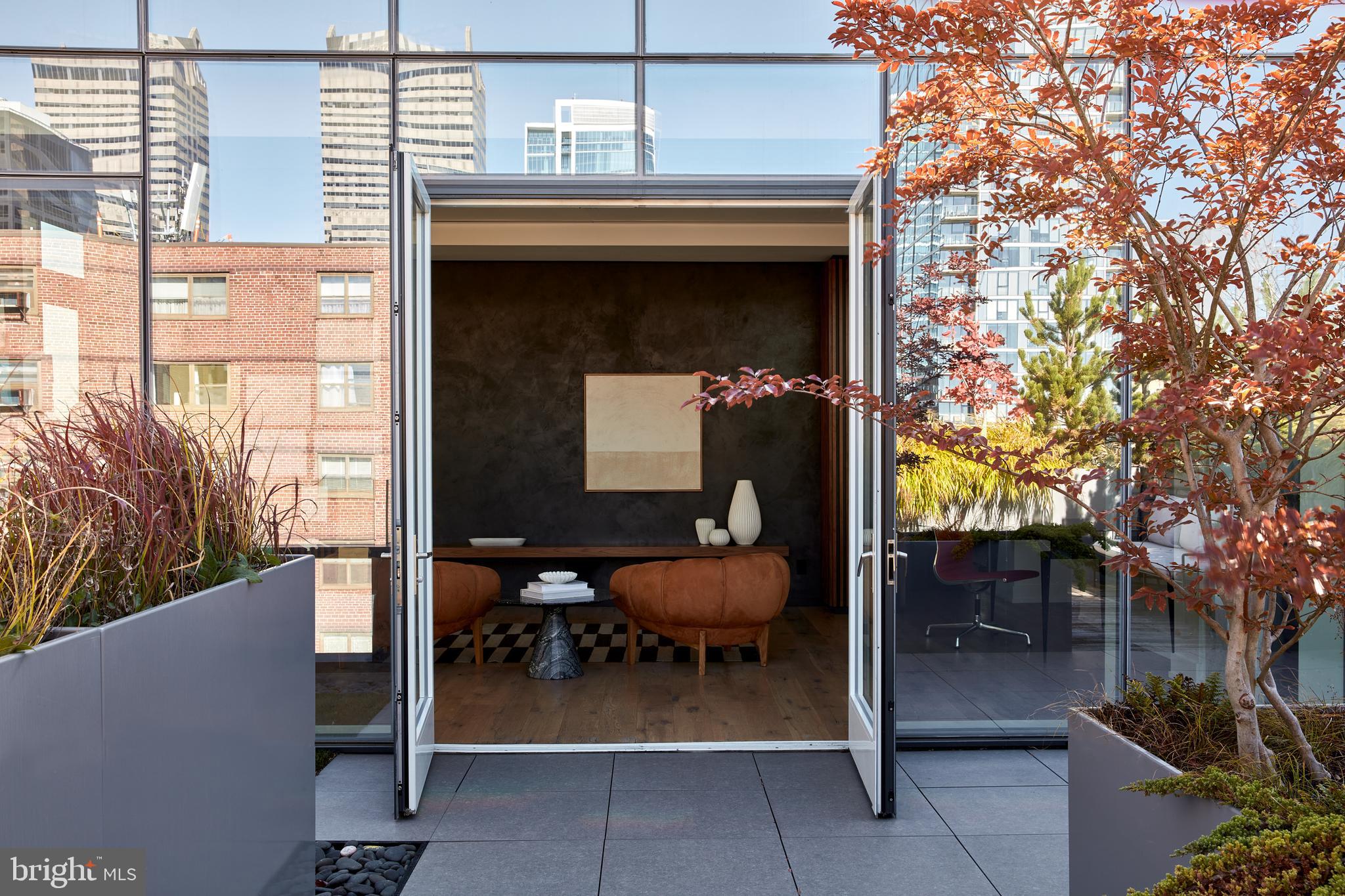 RITTENHOUSE SQUARE - Residential Lease