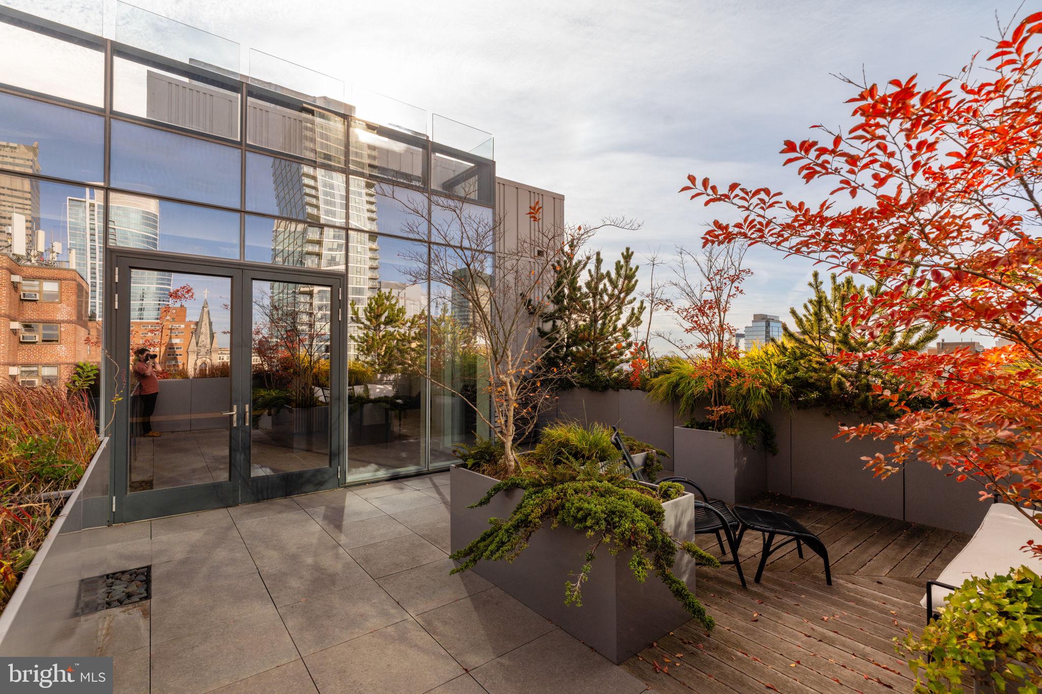 RITTENHOUSE SQUARE - Residential Lease