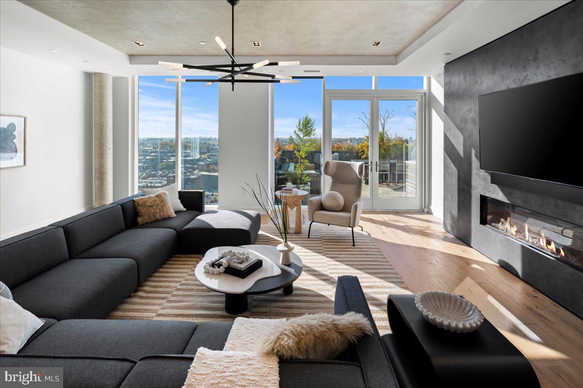 RITTENHOUSE SQUARE - Residential Lease