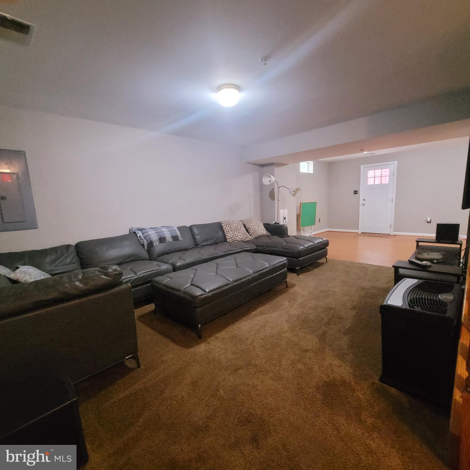 CHESTNUT OAKS - Residential