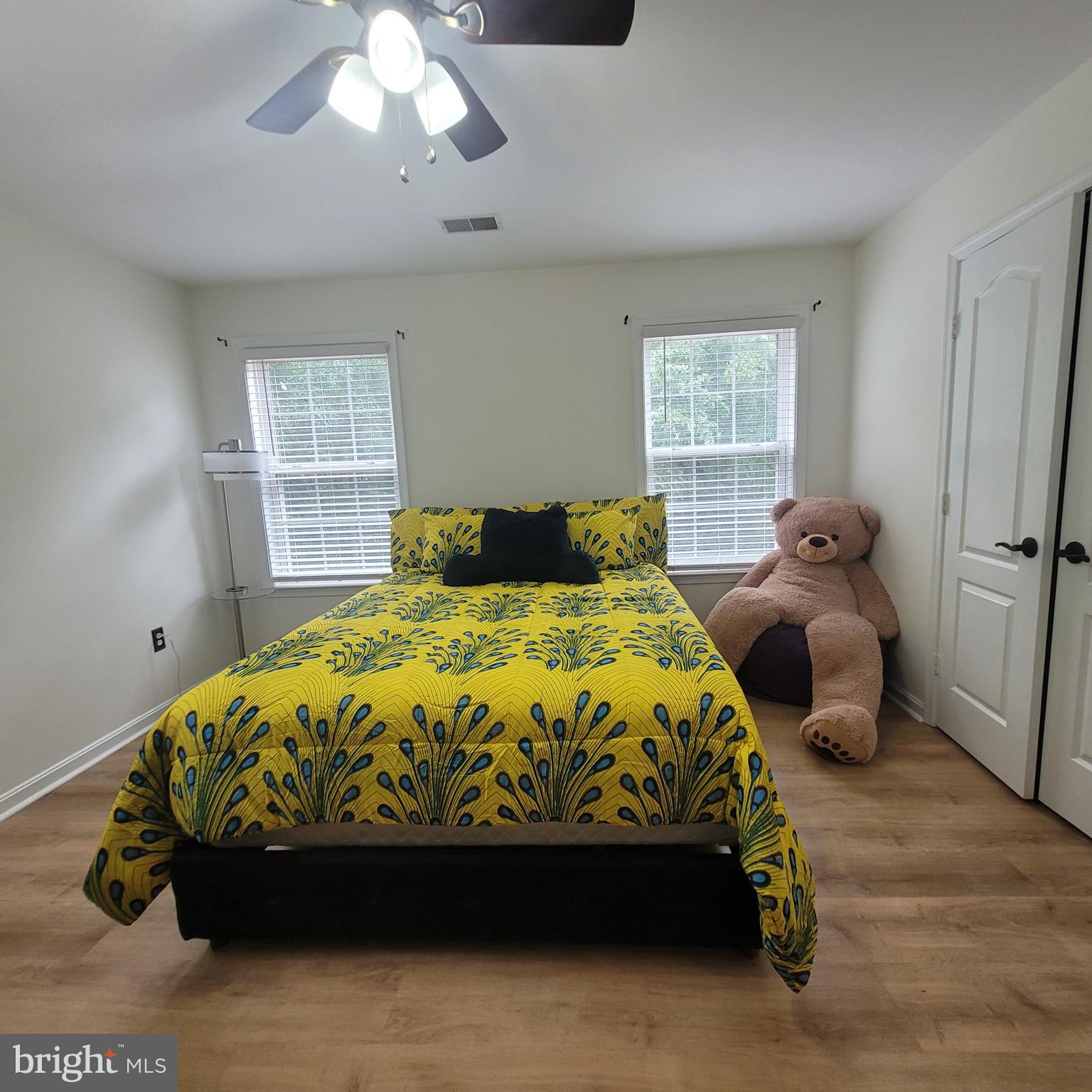 CHESTNUT OAKS - Residential