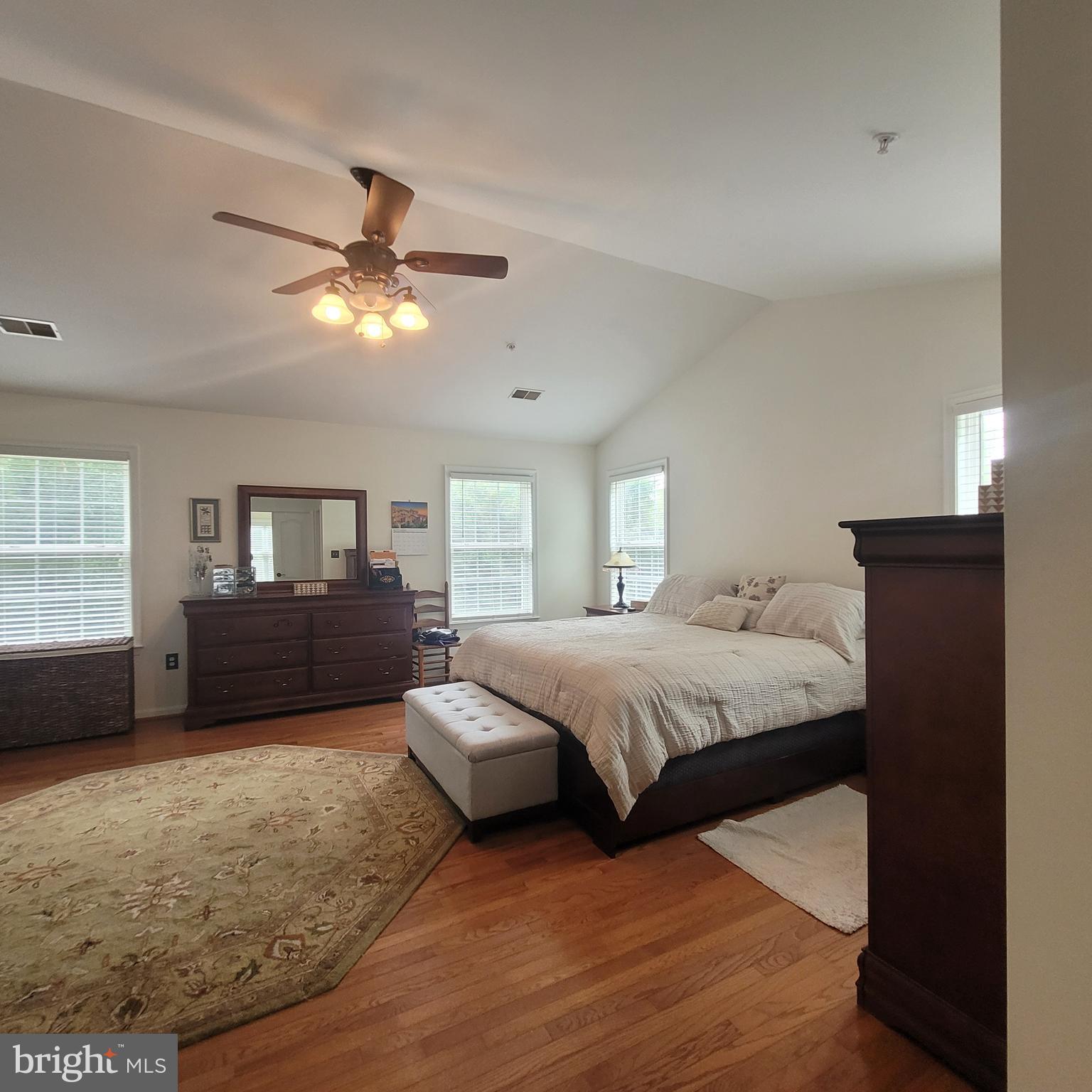 CHESTNUT OAKS - Residential