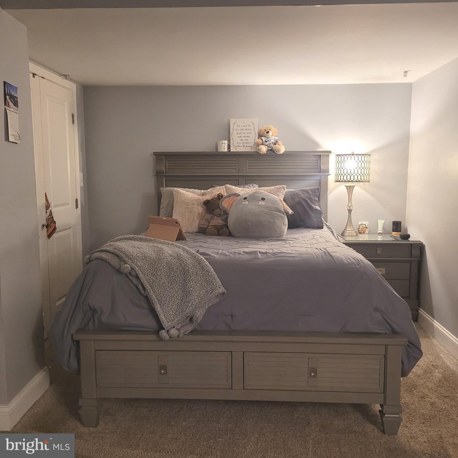 CHESTNUT OAKS - Residential