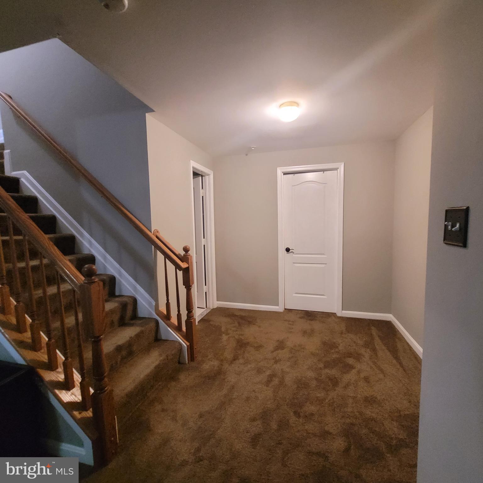 CHESTNUT OAKS - Residential