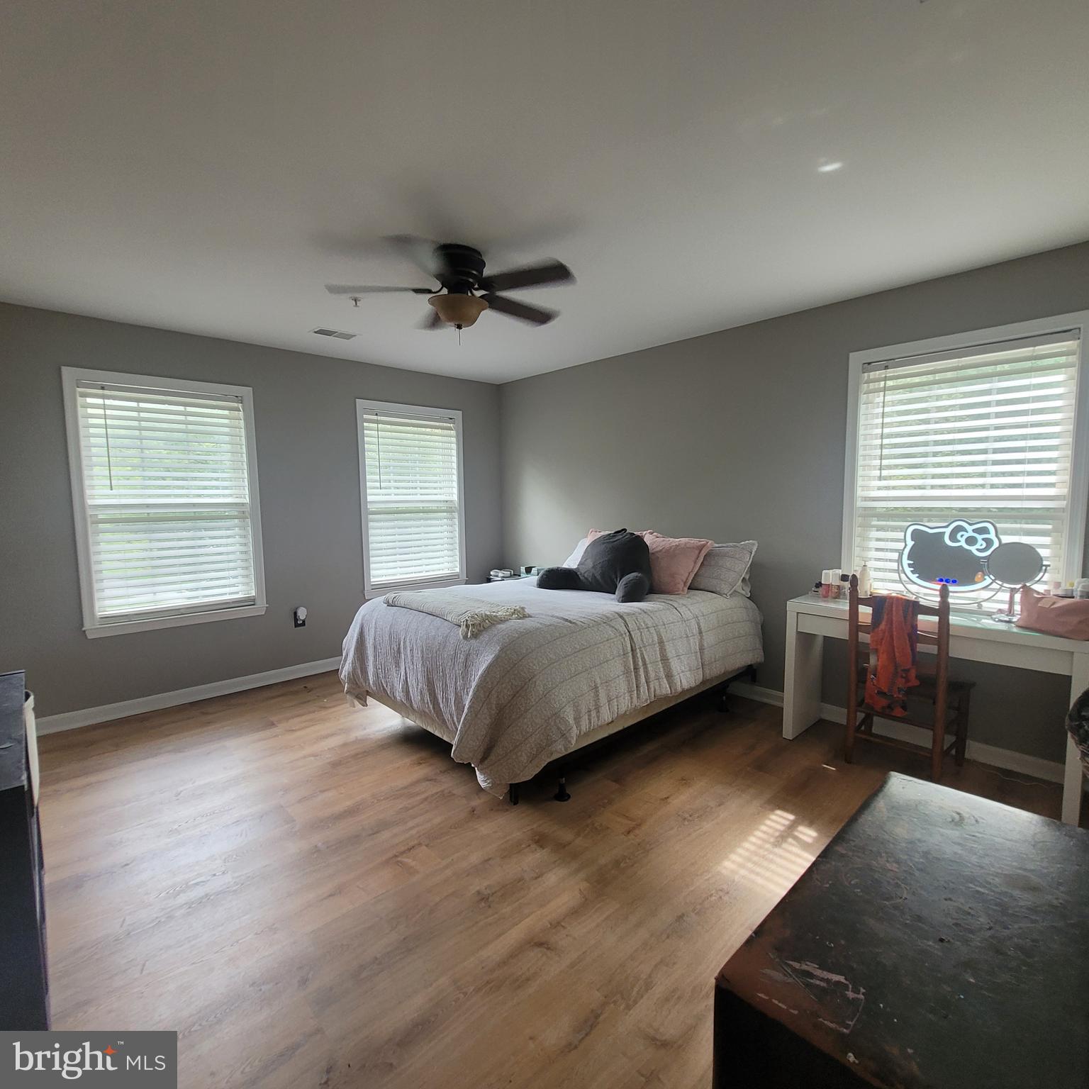 CHESTNUT OAKS - Residential