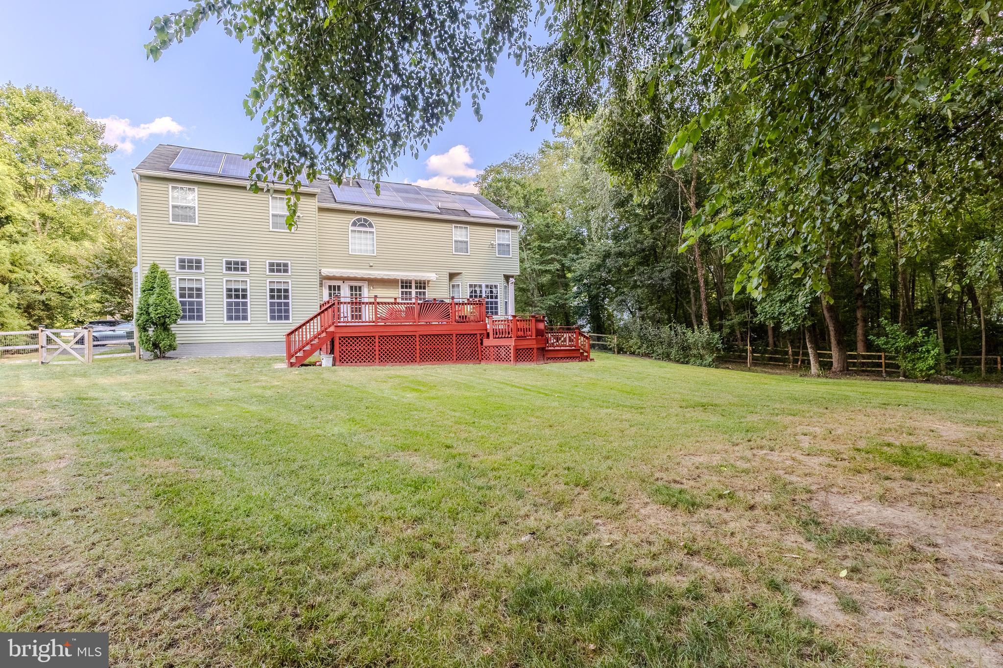 CHESTNUT OAKS - Residential