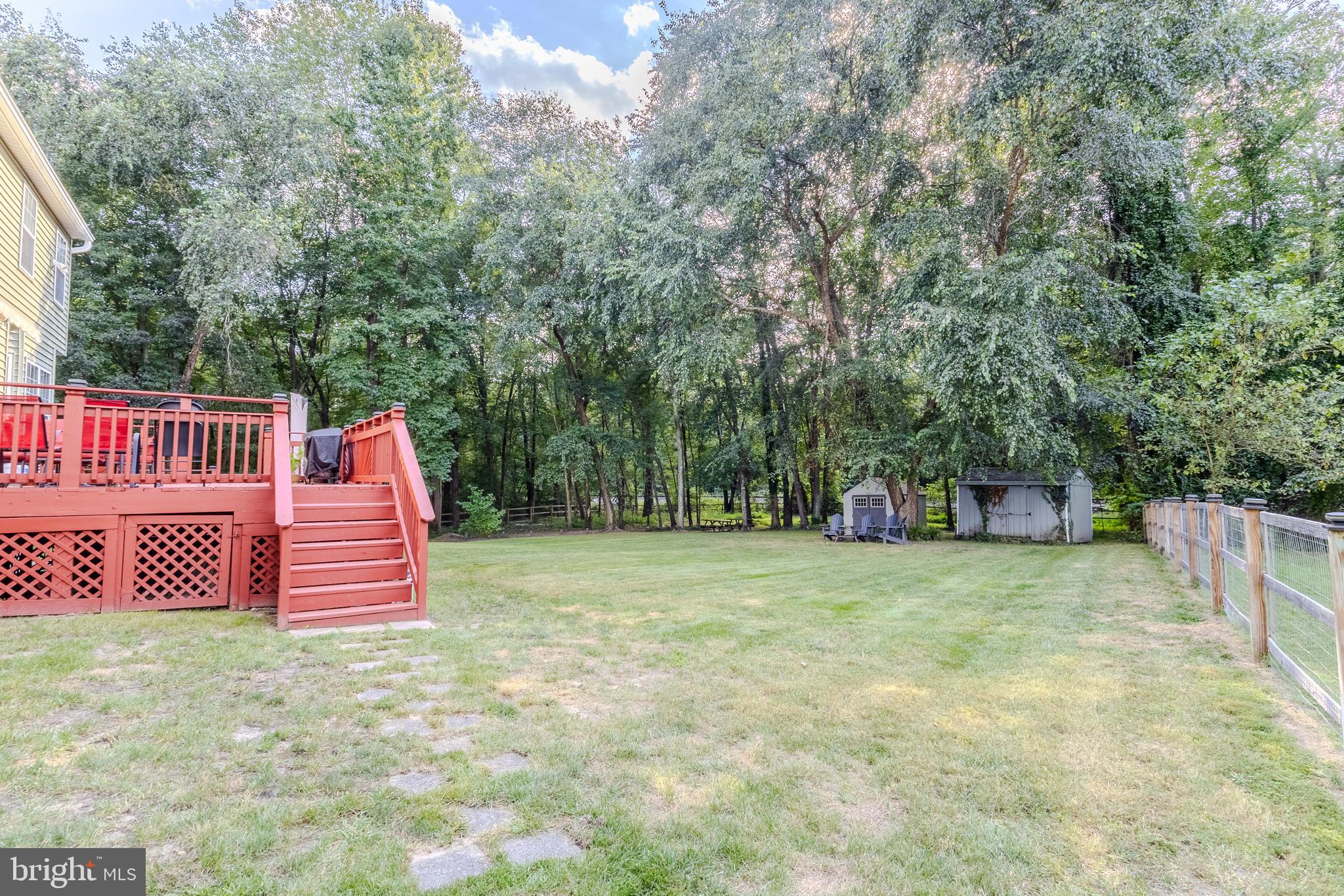 CHESTNUT OAKS - Residential