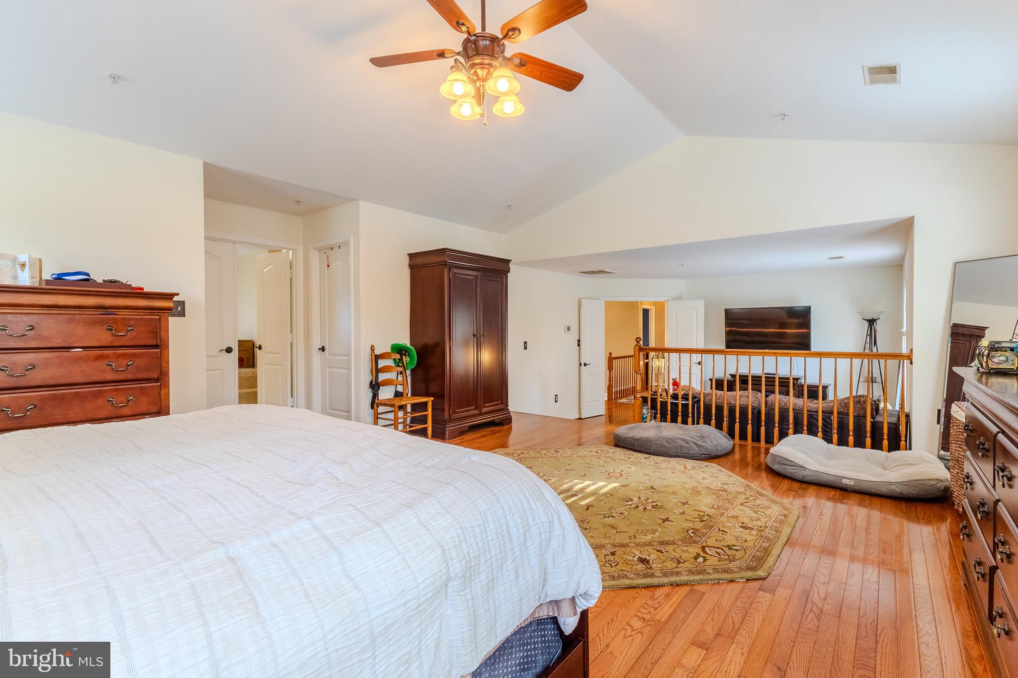 CHESTNUT OAKS - Residential