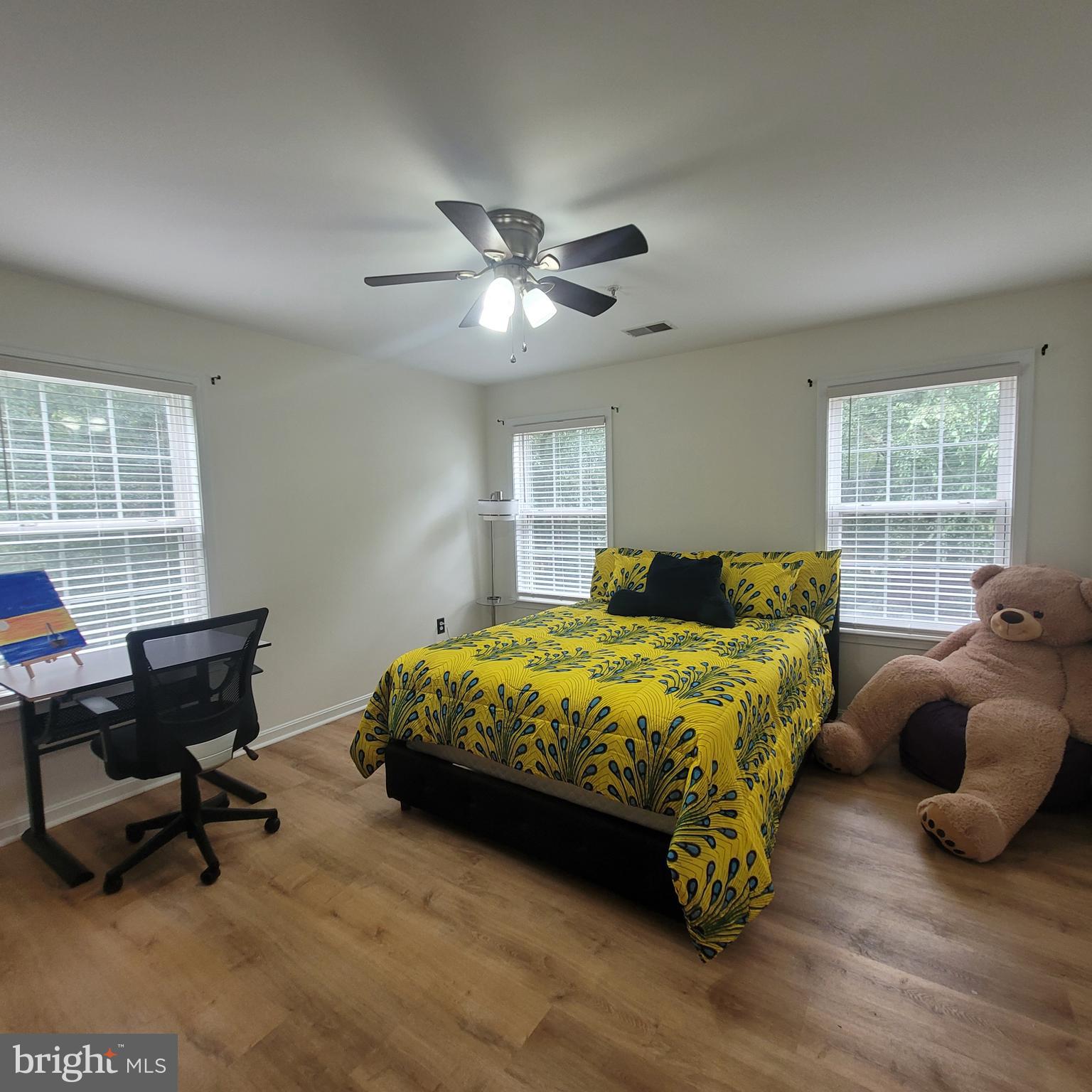 CHESTNUT OAKS - Residential