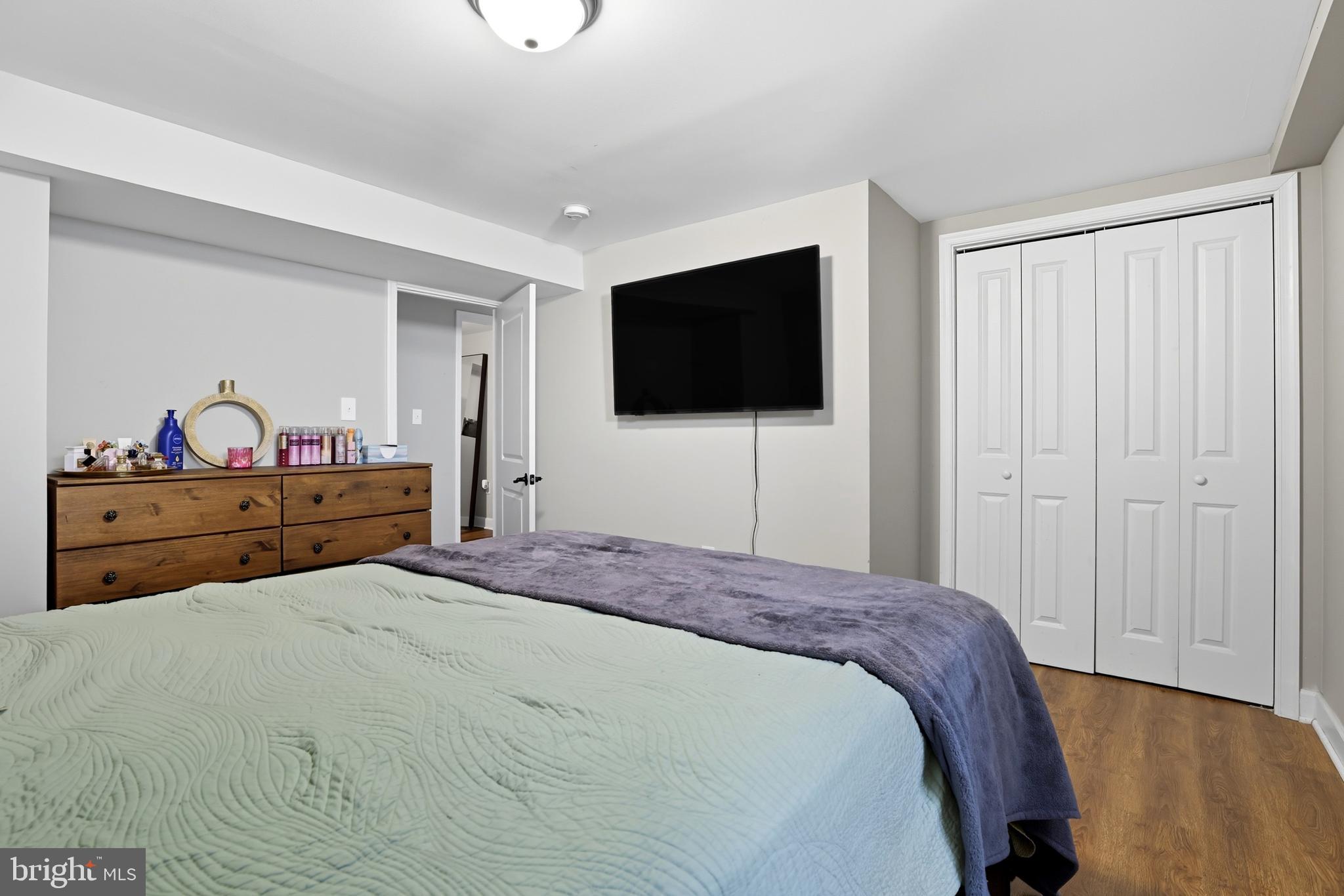 BROOKLYN - Residential