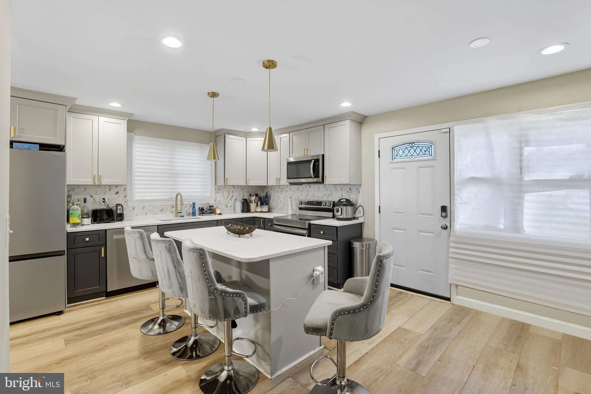 BROOKLYN - Residential