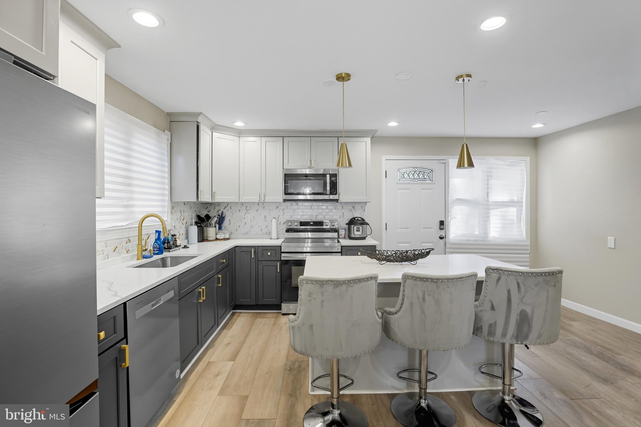 BROOKLYN - Residential