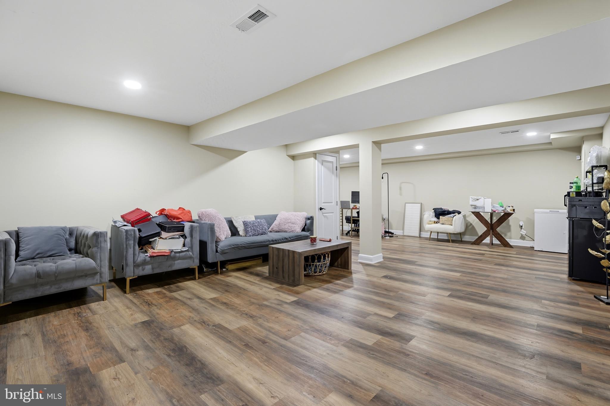 BROOKLYN - Residential