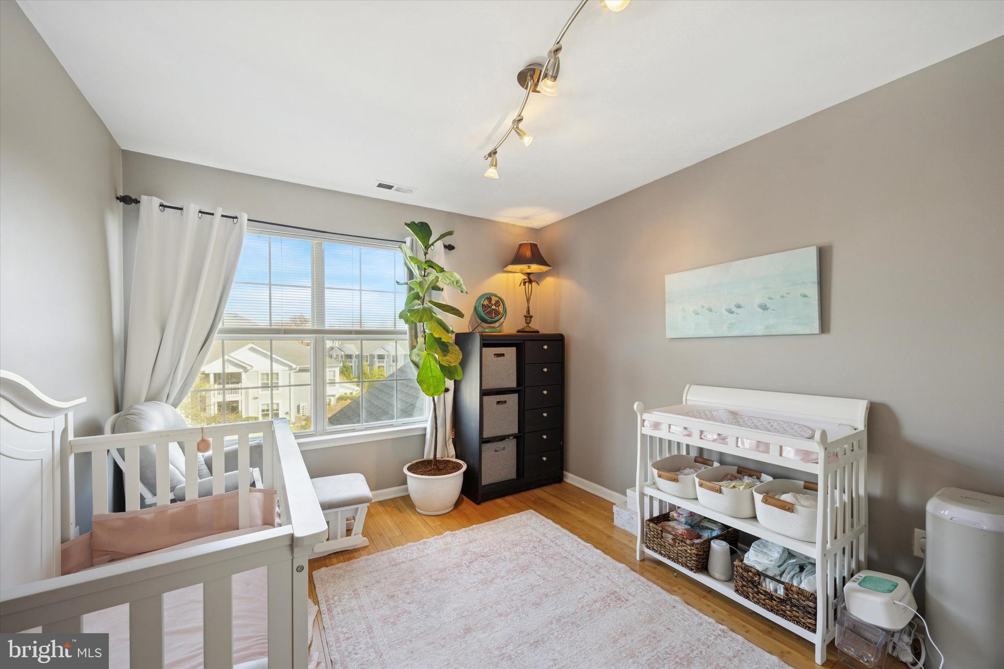 CORNERSTONE - Residential