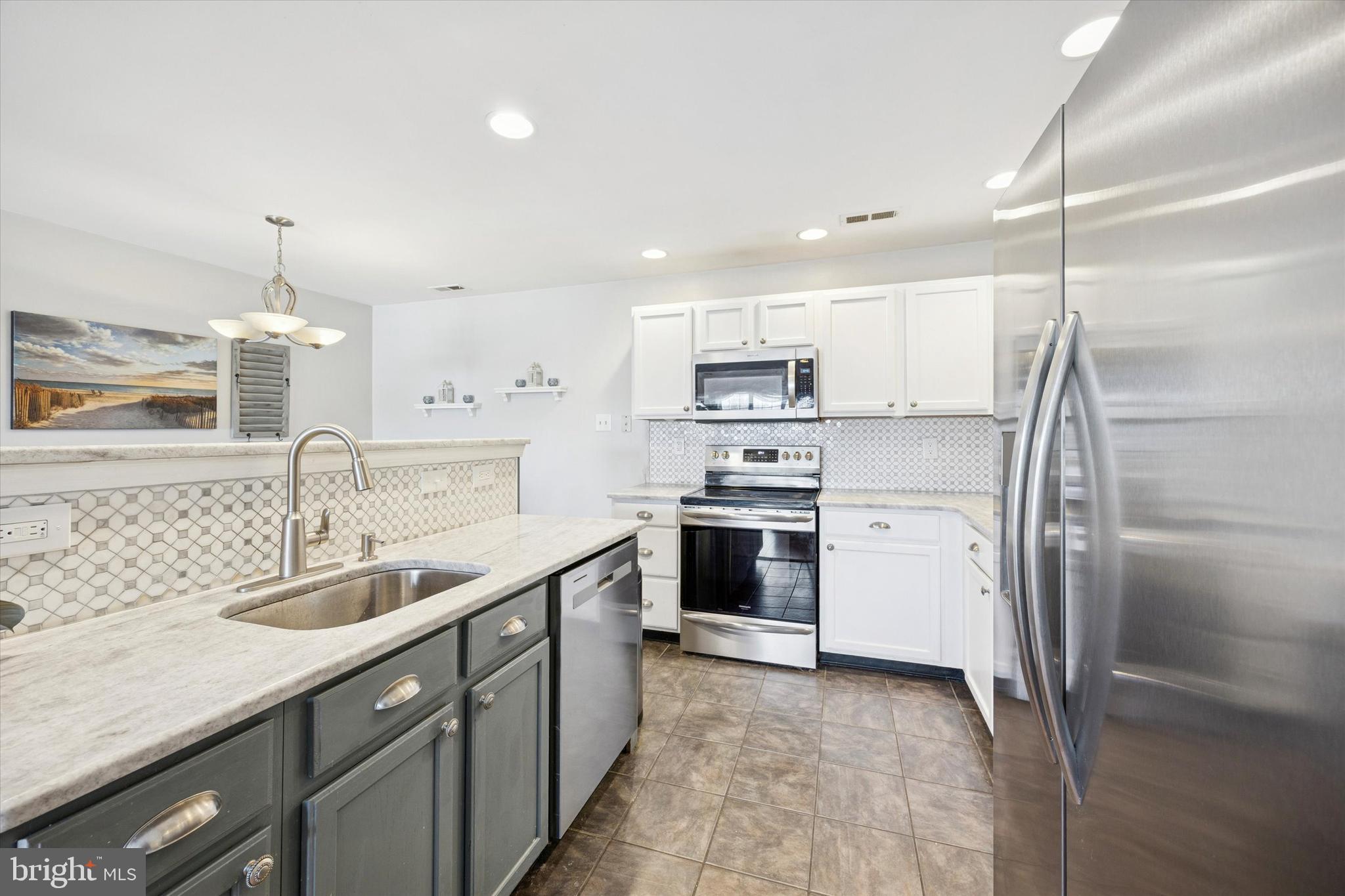 CORNERSTONE - Residential