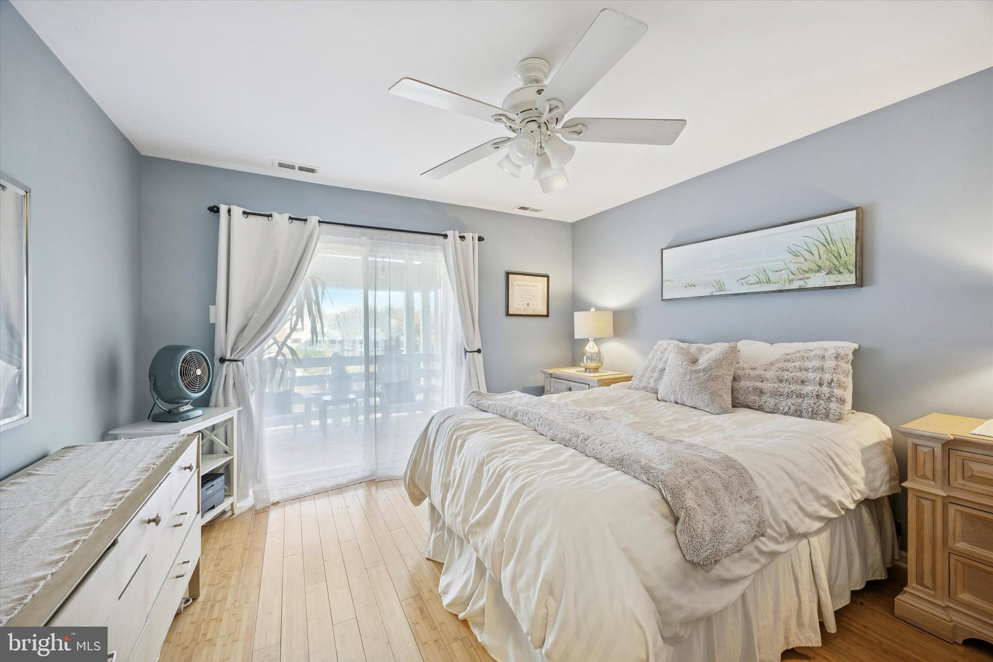 CORNERSTONE - Residential