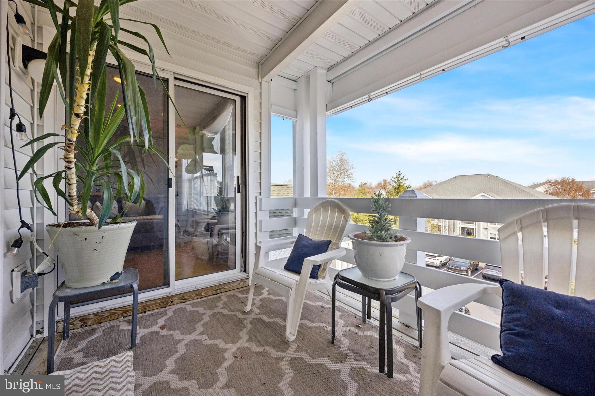 CORNERSTONE - Residential