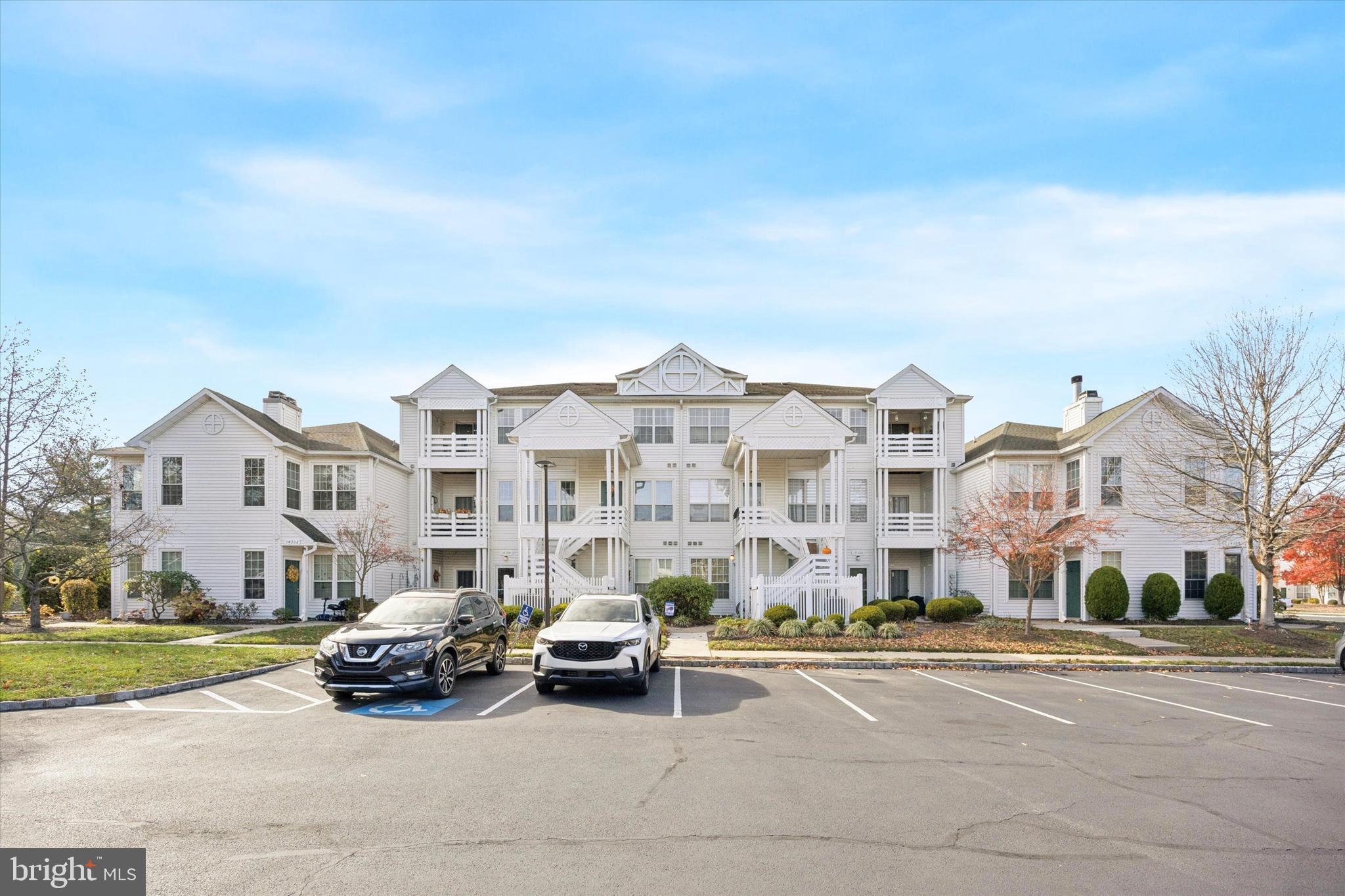 CORNERSTONE - Residential