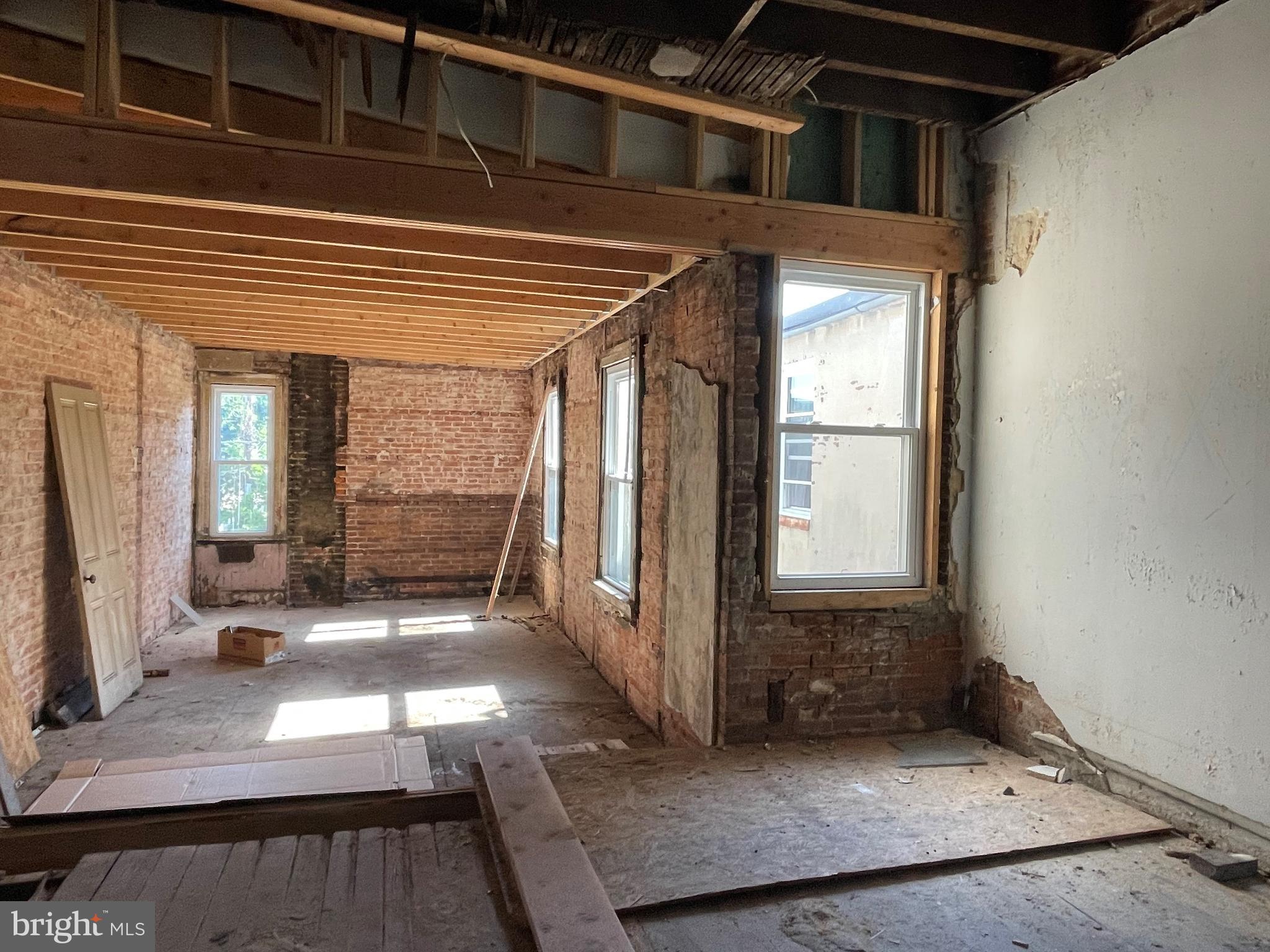 FRANKLIN SQUARE HISTORIC DISTRICT - Residential