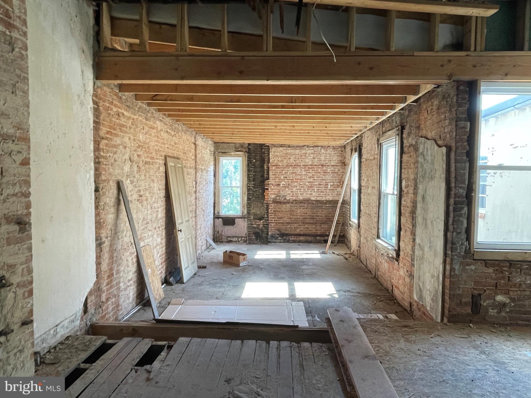 FRANKLIN SQUARE HISTORIC DISTRICT - Residential