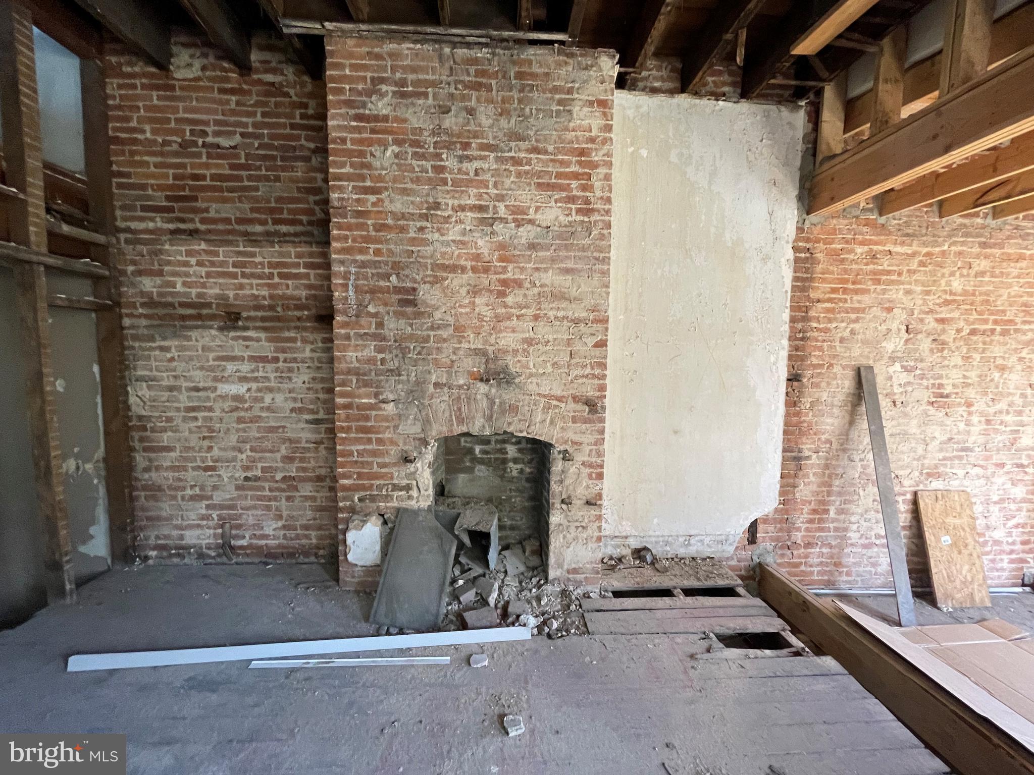 FRANKLIN SQUARE HISTORIC DISTRICT - Residential