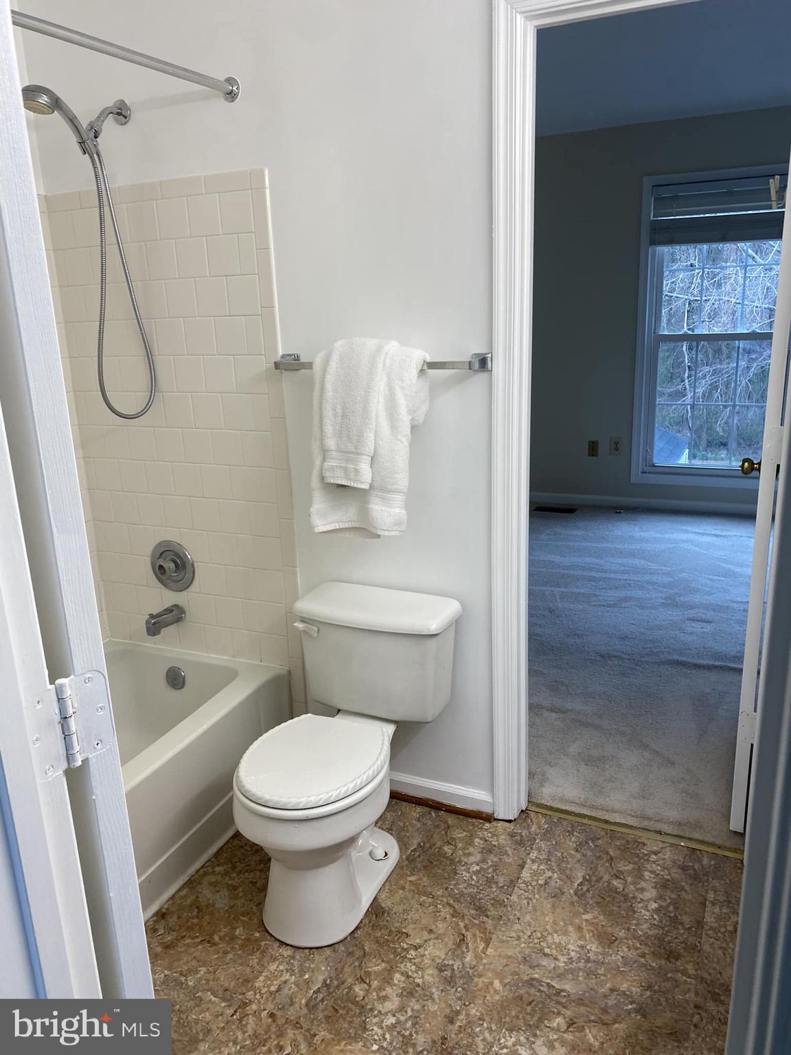 WOODSTONE - Residential Lease