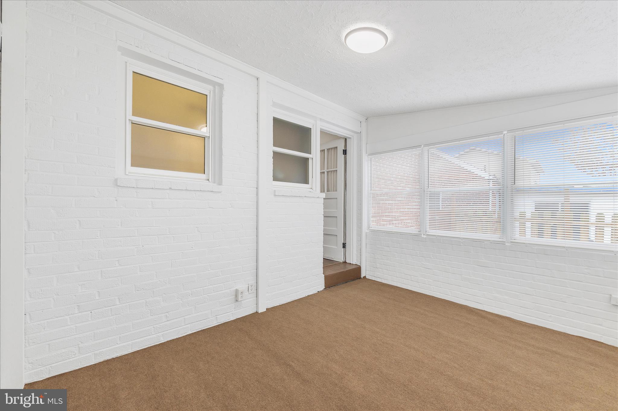 GLEN GARDENS - Residential