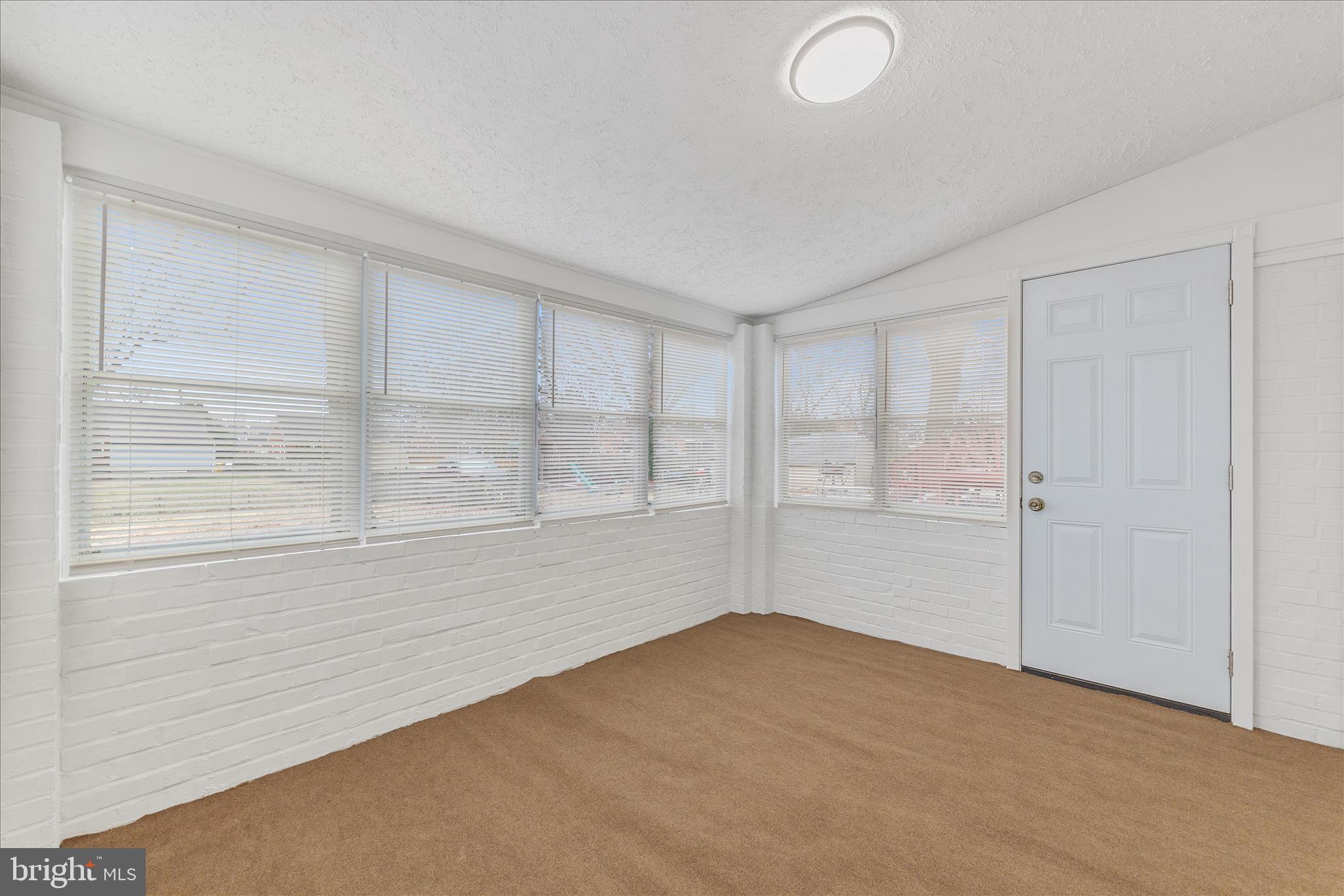 GLEN GARDENS - Residential