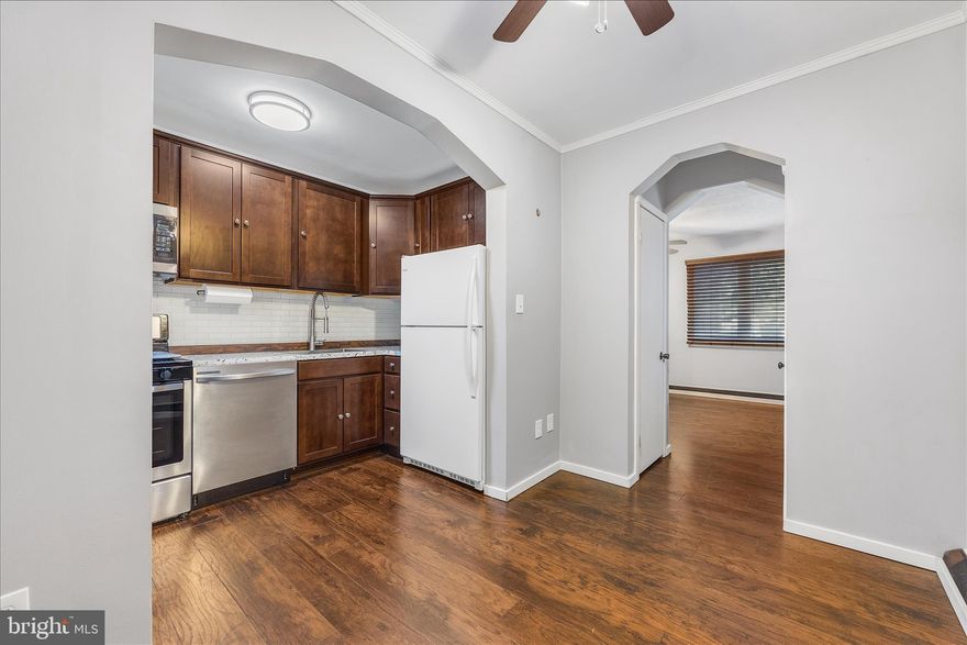 You Will Fall in Love with This Beautifully Update 4 Bedroom  Single Family Home In Sought After Glen Gardens! From the Beautiful Hardwood Floors, Stainless Appliances, Newley Renovated Rec Room, Main Level Family Room and Even a Florida Room! Huge Fenced Back Yard, Great Driveway and so much more! You can even be in your new home in just 2 weeks with preferred lenders!