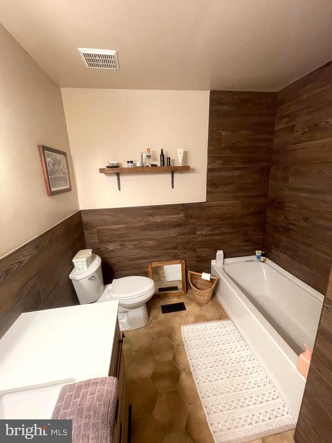 GREEN TREE RUN - Residential