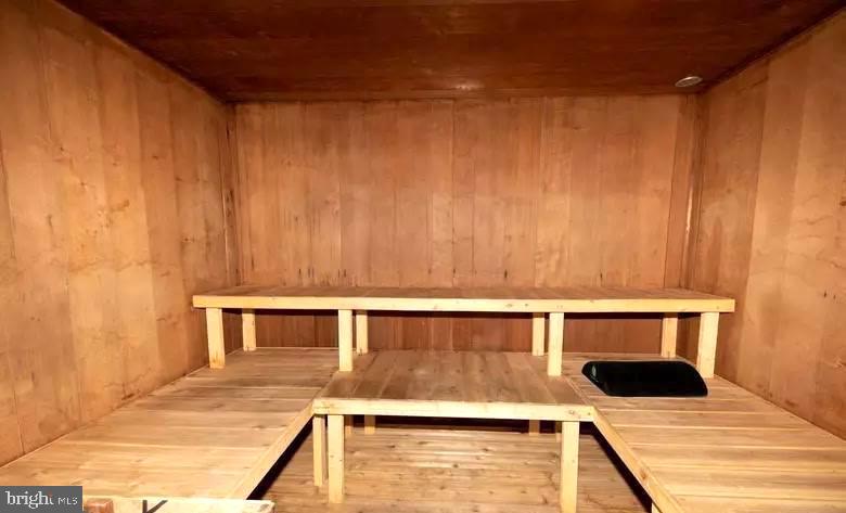 GREEN TREE RUN - Residential