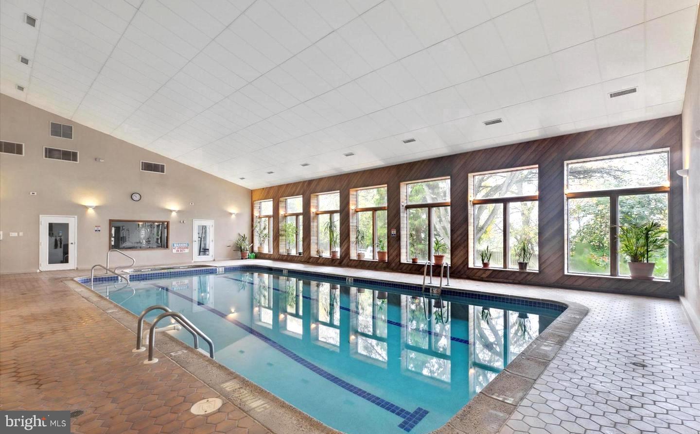 GREEN TREE RUN - Residential