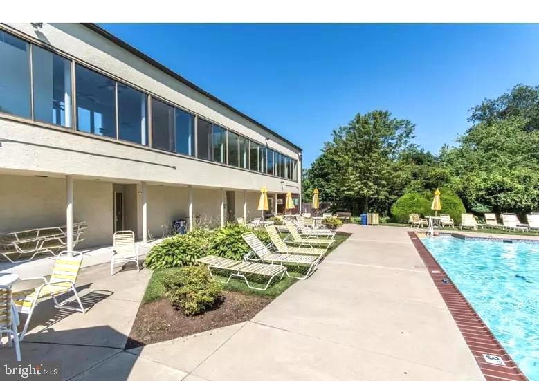 GREEN TREE RUN - Residential