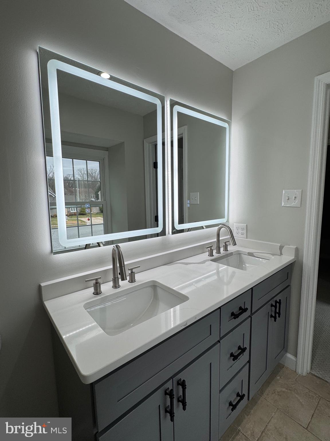 BRENTWOOD PARK - Residential