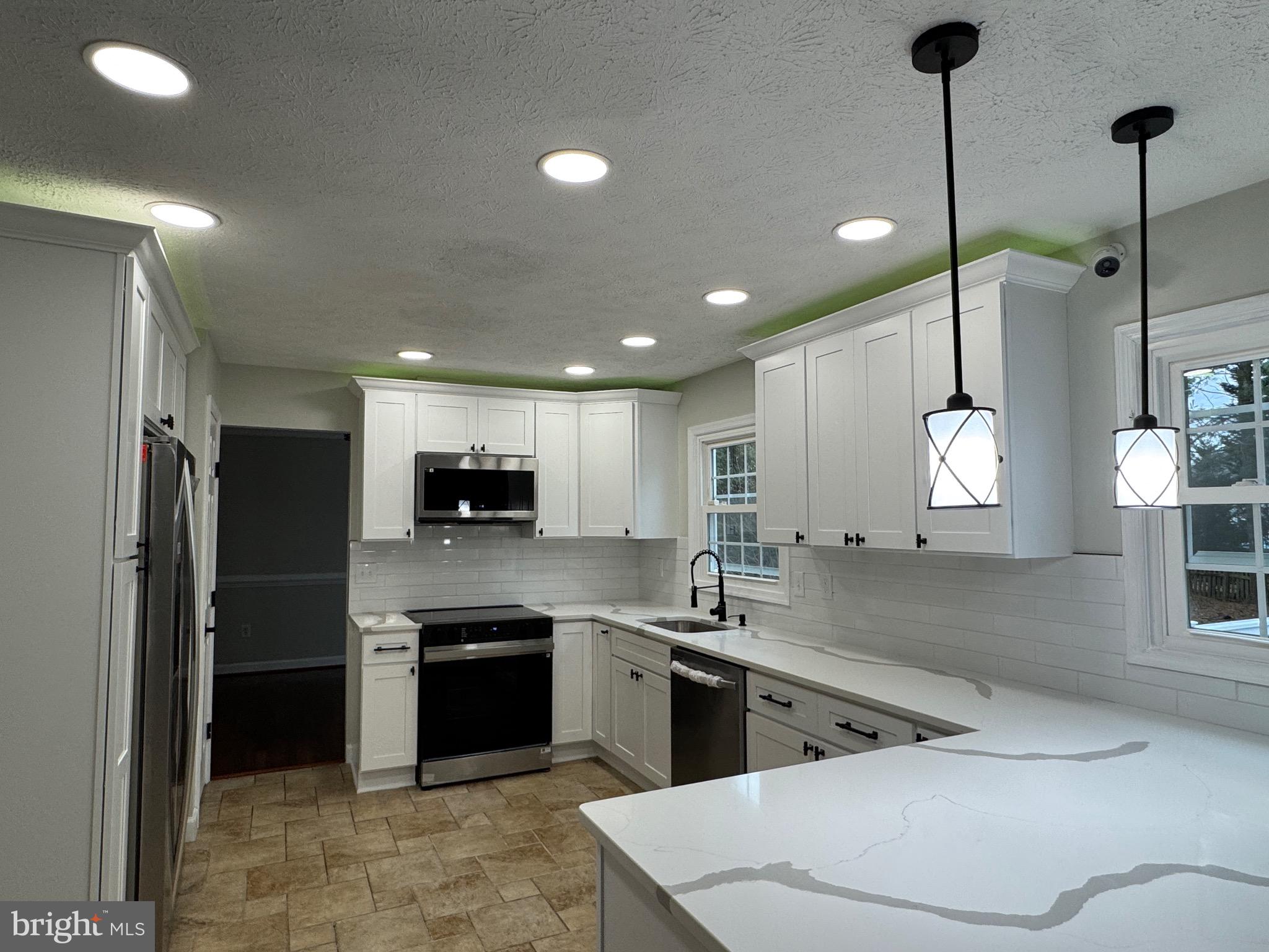 BRENTWOOD PARK - Residential