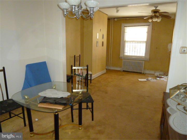 PHILADELPHIA (SOUTHWEST) - Residential