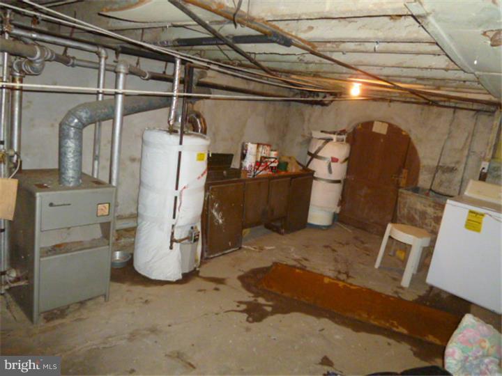 PHILADELPHIA (SOUTHWEST) - Residential