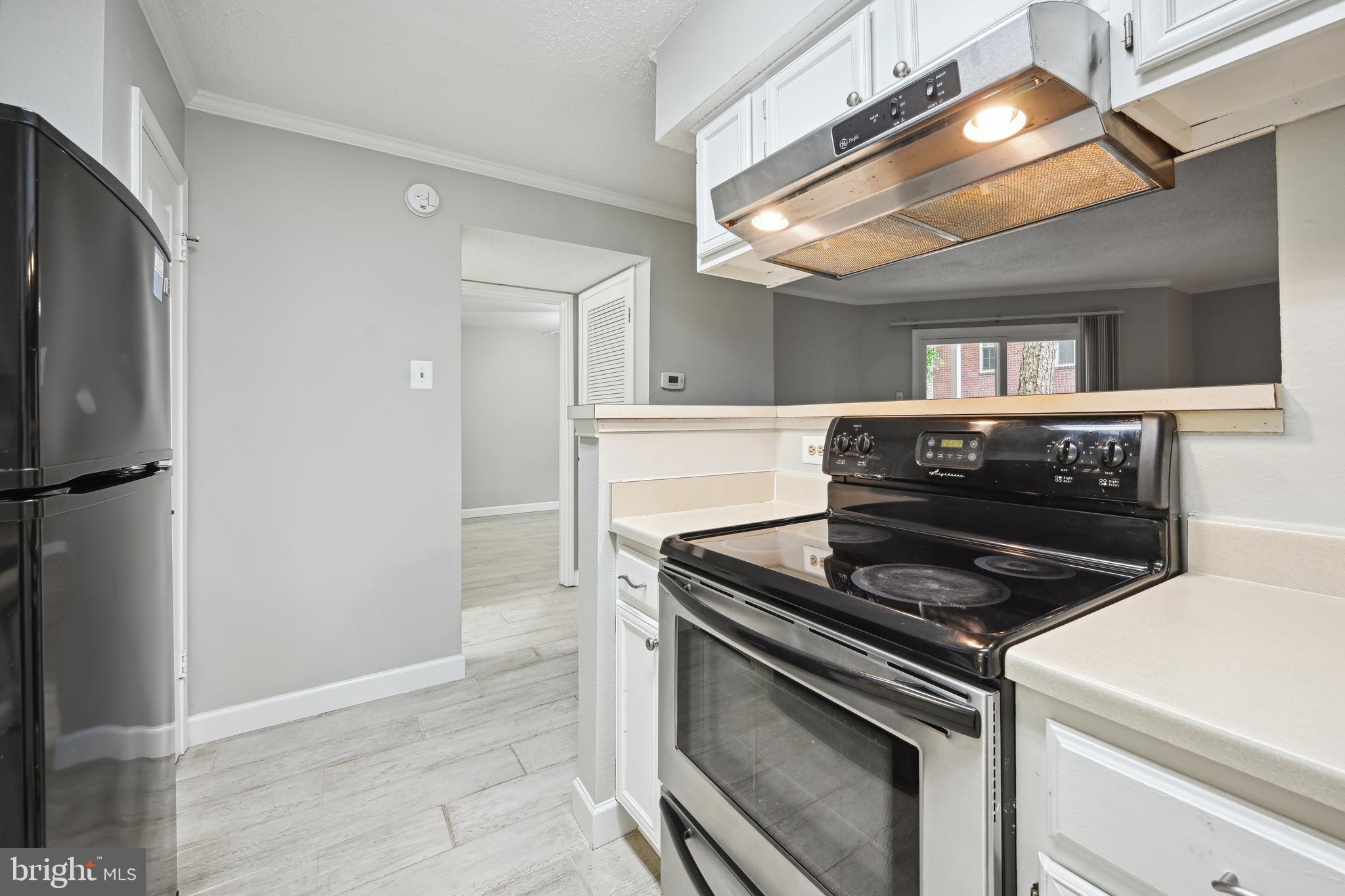 FOUNTAINS AT MCLEAN - Residential Lease