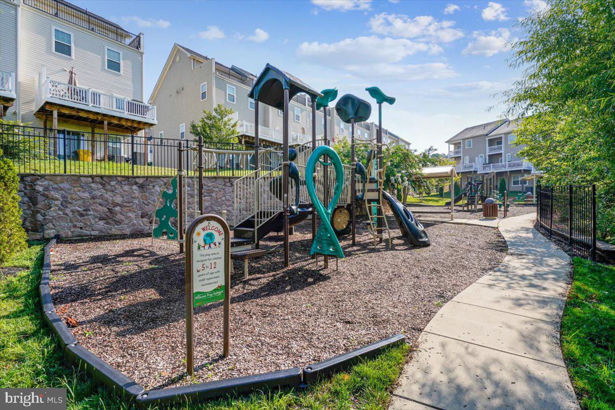 FIELDSTONE PRESERVE - Residential