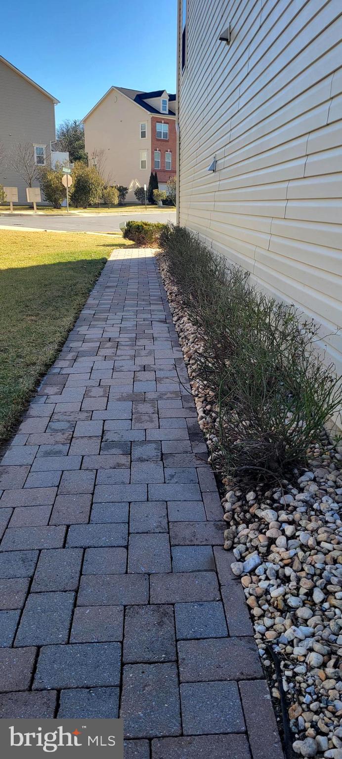 8587 CROOKED TREE LANE