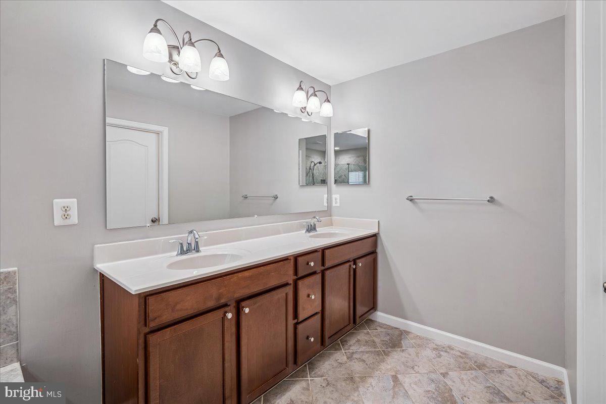 FIELDSTONE PRESERVE - Residential