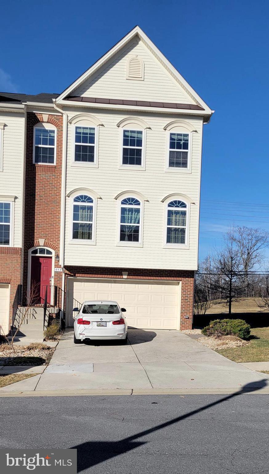 FIELDSTONE PRESERVE - Residential