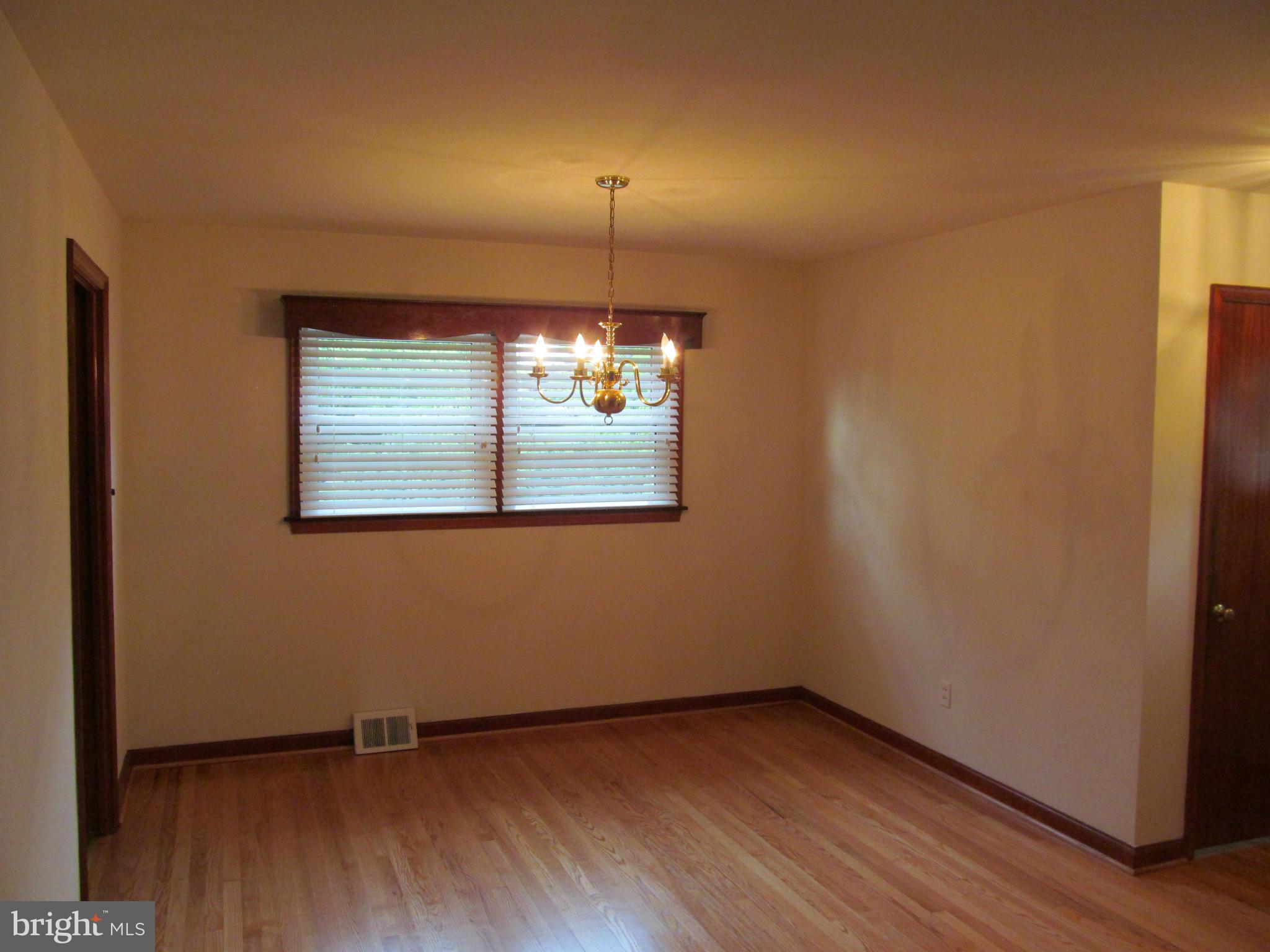 STUYVESANT ACRES - Residential