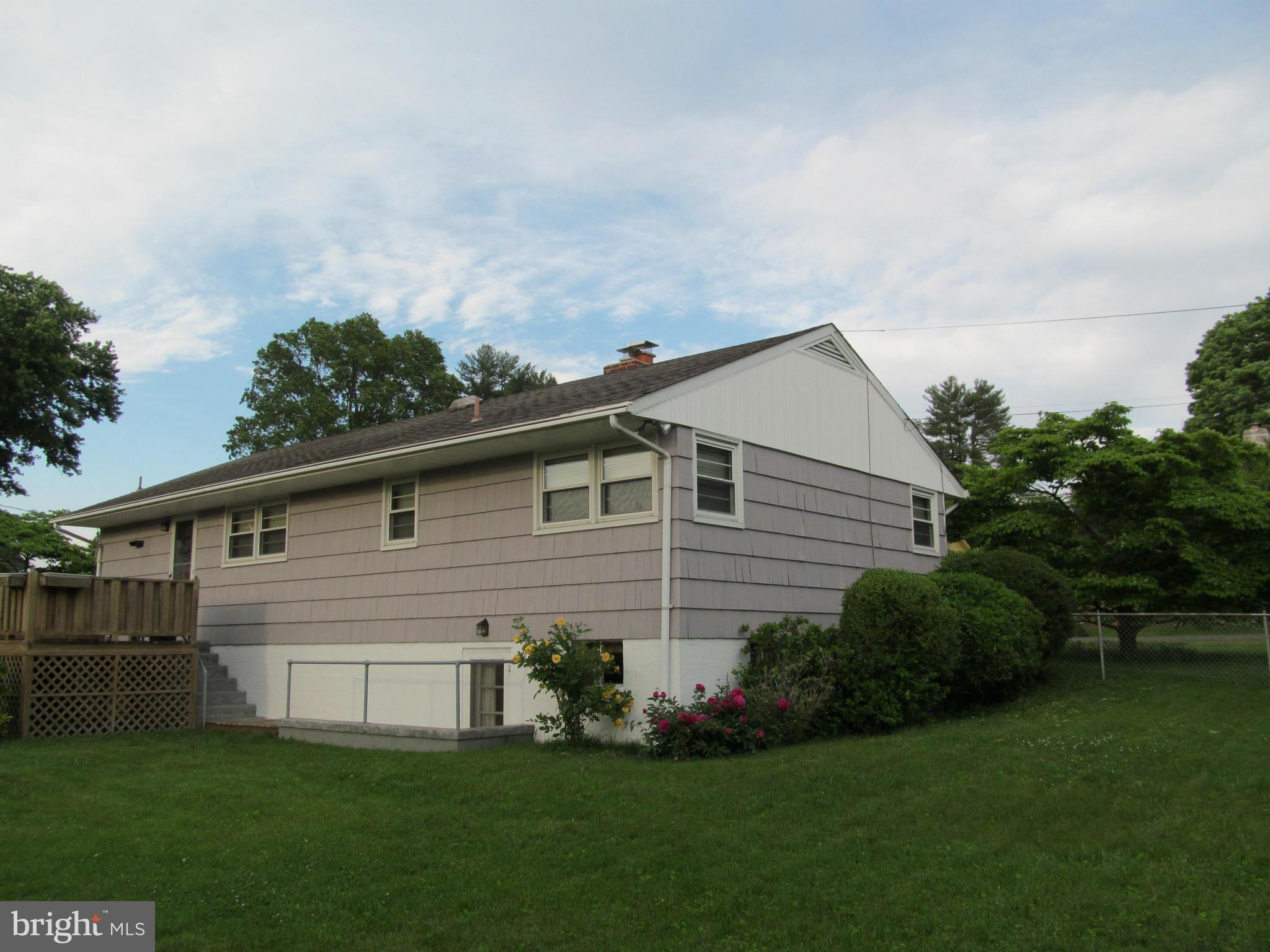 STUYVESANT ACRES - Residential