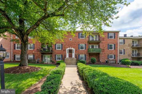 3975 LYNDHURST DRIVE 103 FAIRFAX VA 22031